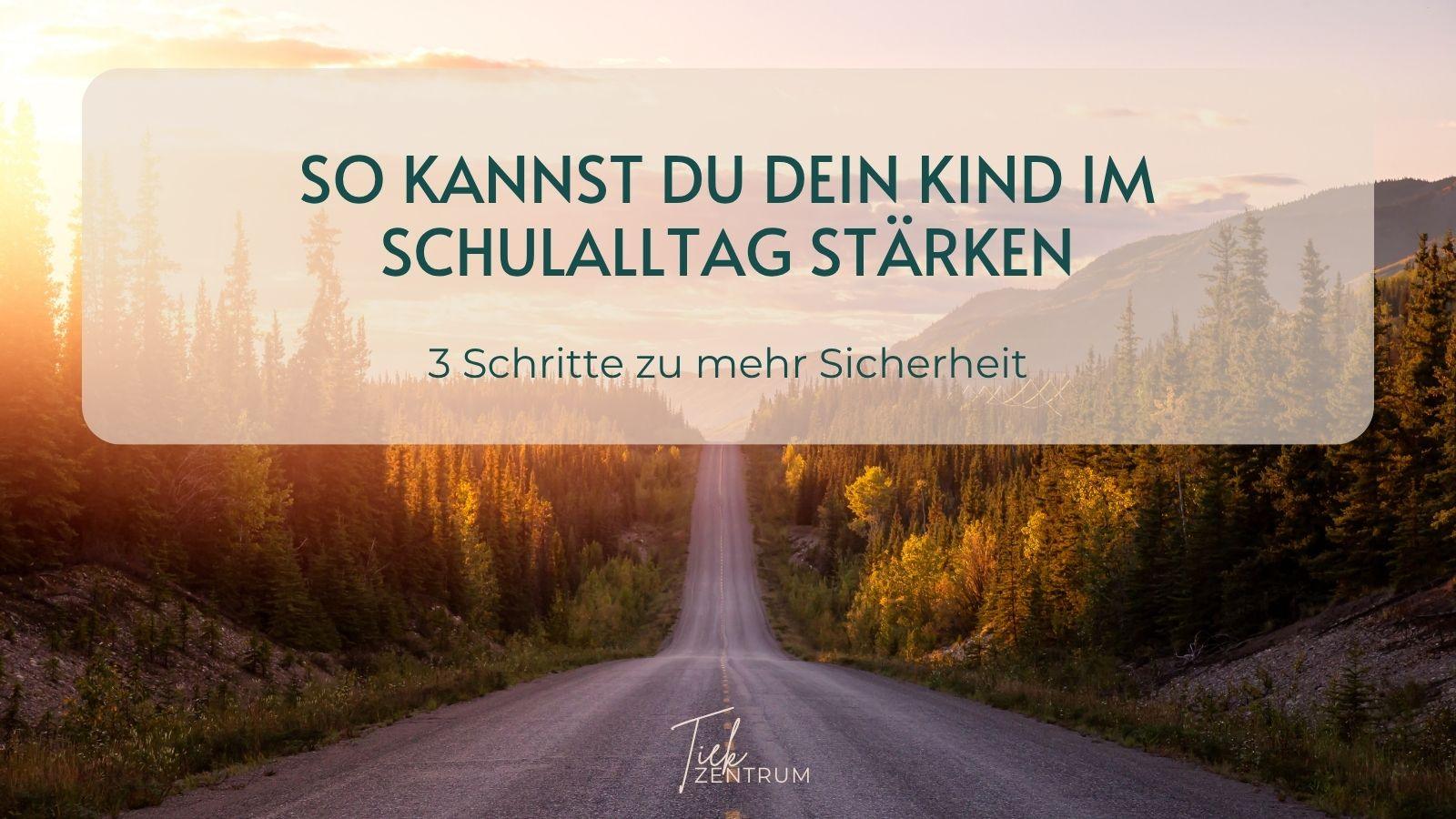 Weg durch einen Wald zum Licht als Symbol für Entwicklung, Orientierung und dafür, wir man ein Kind im Schulalltag stärken kann